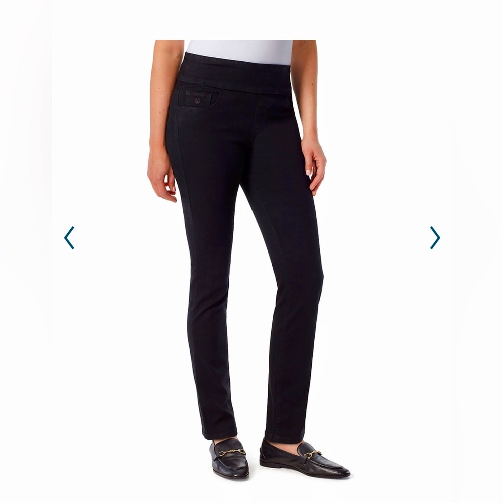 Gloria Vanderbilt Black Slimming Pant Size 12